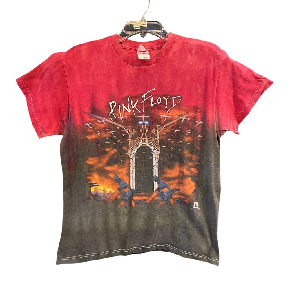 Y2K Vintage Pink Floyd The Wall t-shirt size Medium 2001